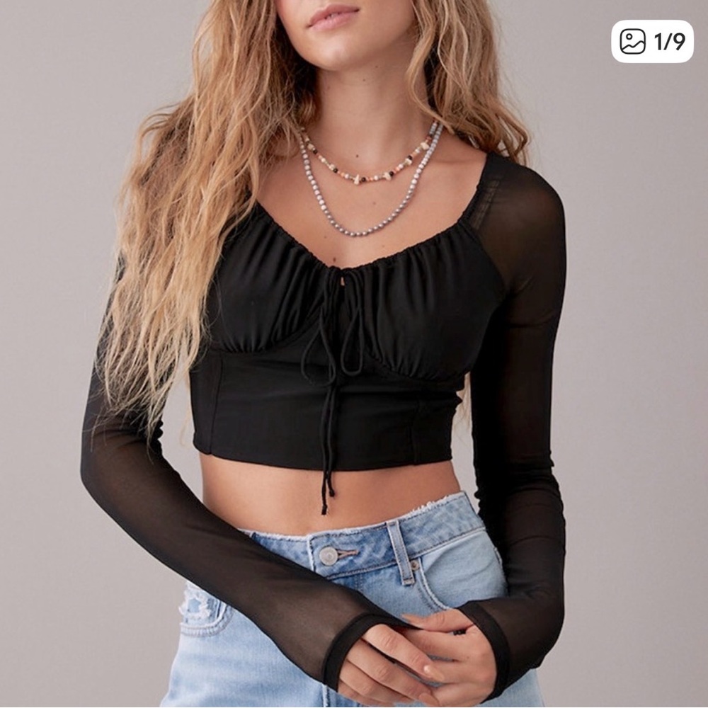 American eagle Black mesh Long Sleeve Crop Top